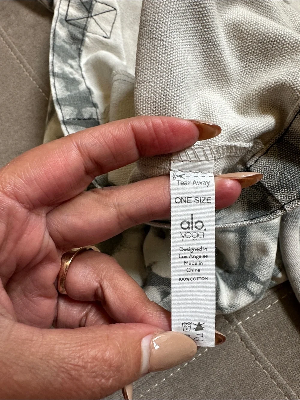 ALO Yoga Gray & White Tie-Dye Canvas Tote with Logo